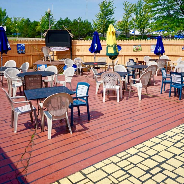 Sloppy Duck Saloon Restaurant Erie PA Tiki Bar Live Music Karaoke